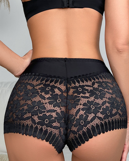 Sexy Hollow-Out Lace Mid-Rise Breathable Boyshorts