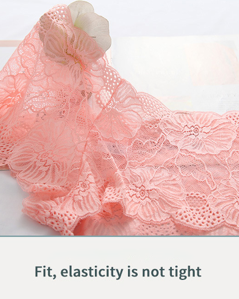 Sexy Low-Rise Lace Seamless Panties with Cotton Crotch