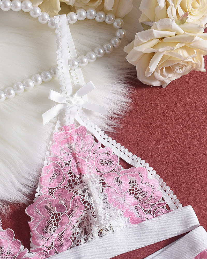 Sexy Embroidered Lace Heart Cut-Out Lingerie Set