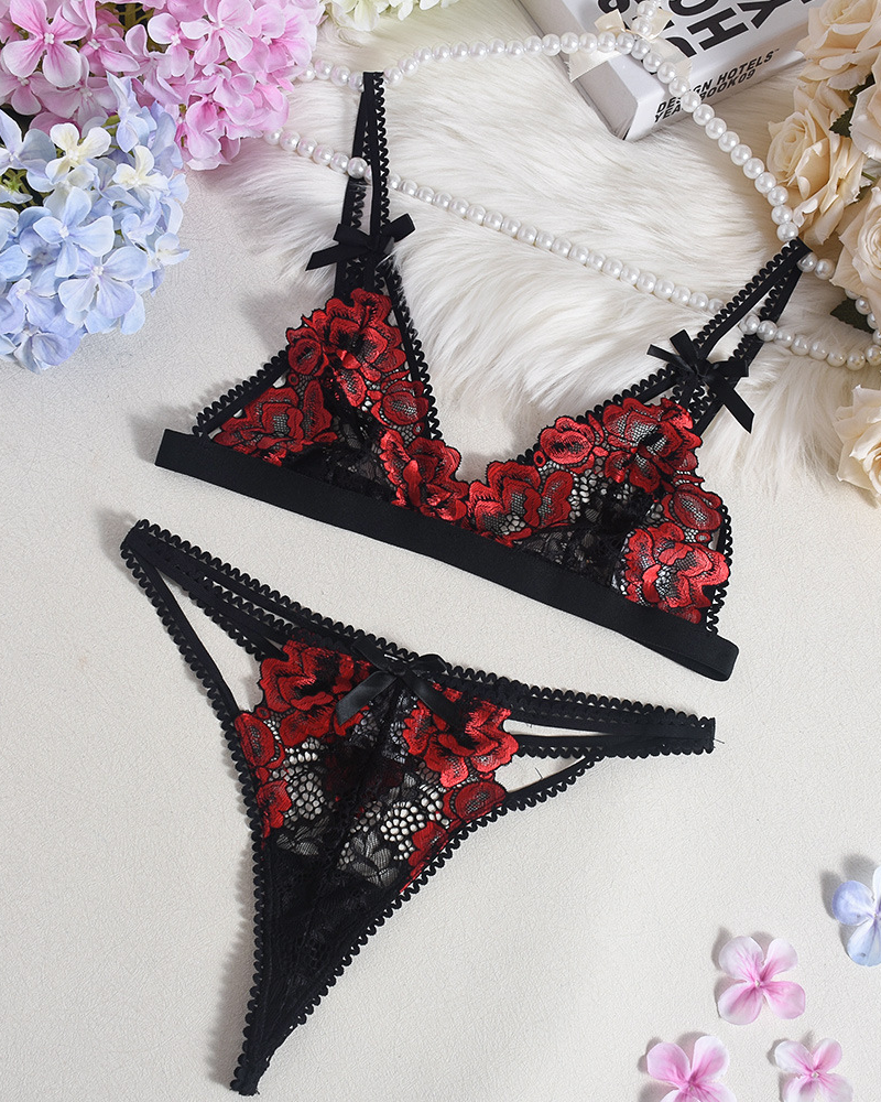 Sexy Embroidered Lace Heart Cut-Out Lingerie Set