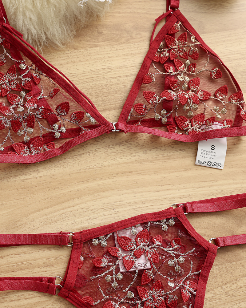 Sexy 3D Floral Embroidery Bra Set