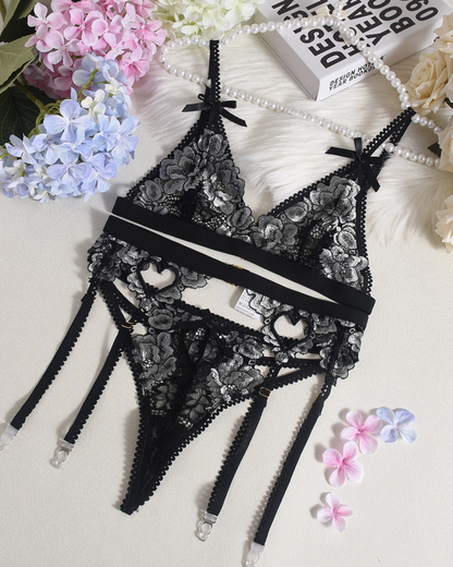 Sexy Embroidered Lace Heart Cut-Out Lingerie Set